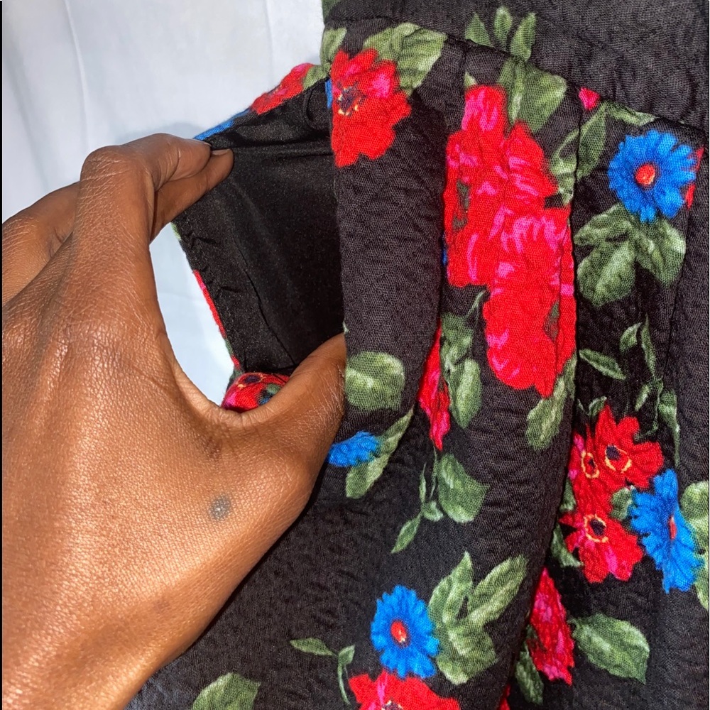 💙❤️💚🖤Forever21 Black Red & Blue Mini Skirt - Picture 4 of 12